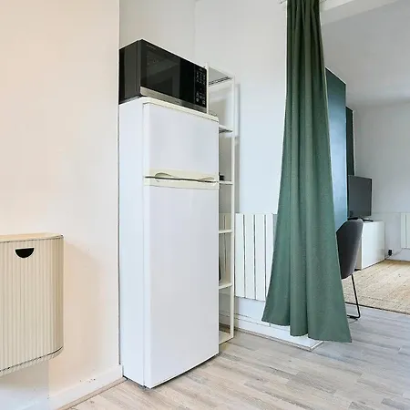 Vieux - Calme Idealement Situe ! * Lille